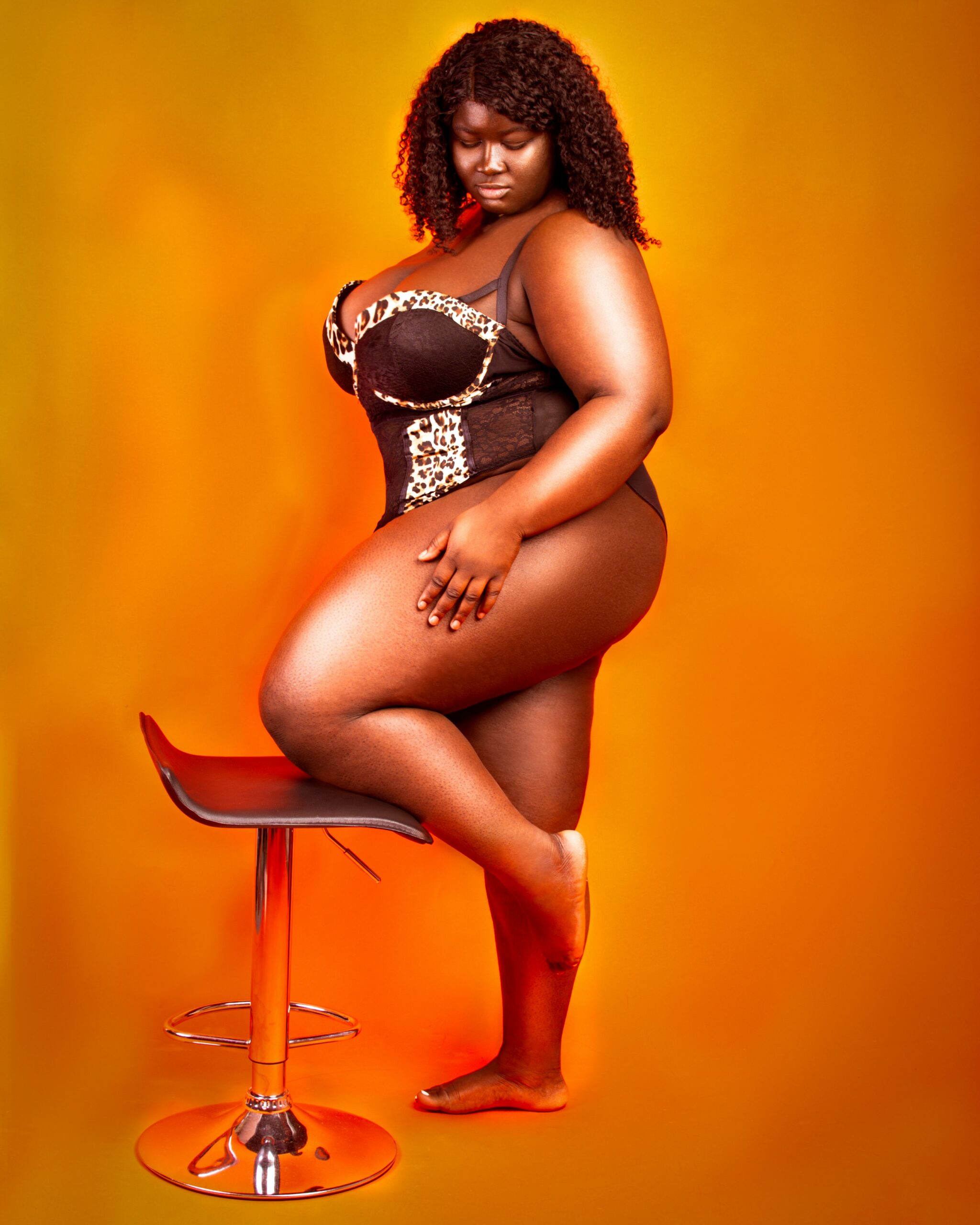 An image of a Plus Size Cam Girl posing.
